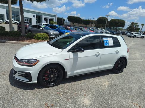 Used 2021 Volkswagen GTI SE FWD image 13