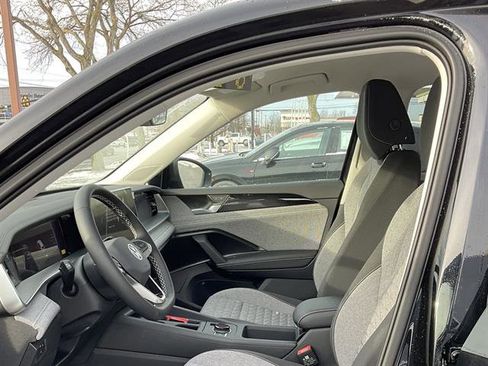 New 2026 Volkswagen Tiguan S image 7