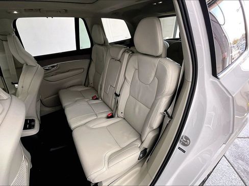 New 2026 Volvo XC90 T8 Ultra w/ Protection Package Premier image 26