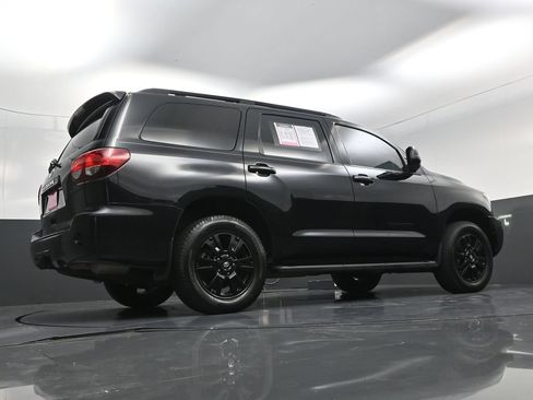 Used 2019 Toyota Sequoia TRD Sport w/ TRD Sport Premium Package AWD/4WD image 19