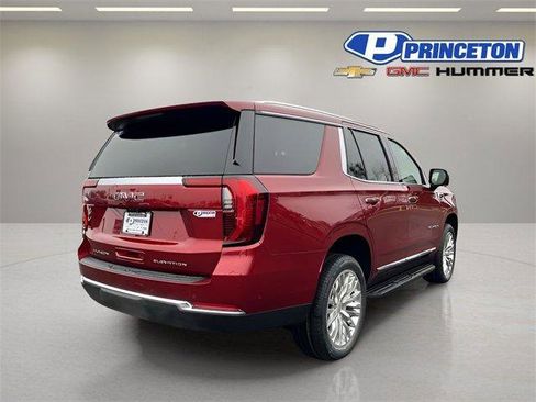 New 2026 GMC Yukon Elevation image 8