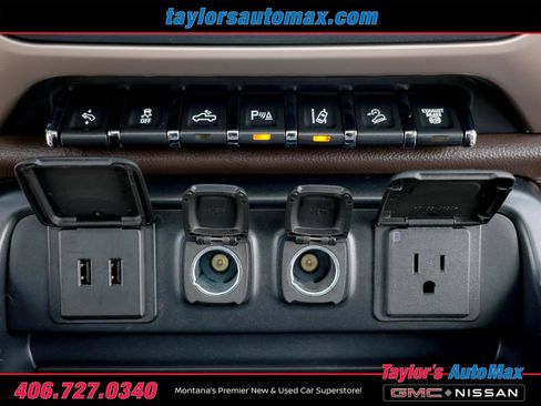 Used 2016 GMC Sierra 2500 Denali w/ Duramax Plus Package AWD/4WD image 21