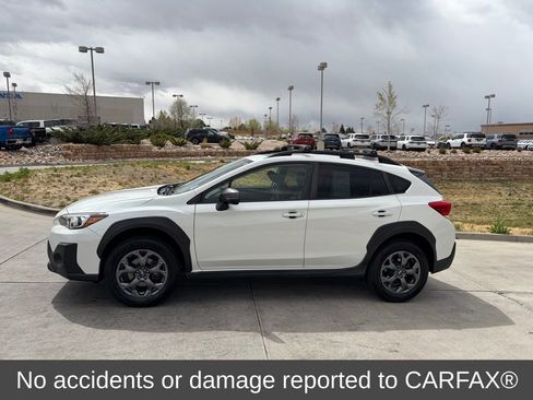 Used 2022 Subaru Crosstrek 2.5i Sport w/ Moonroof Package image 2