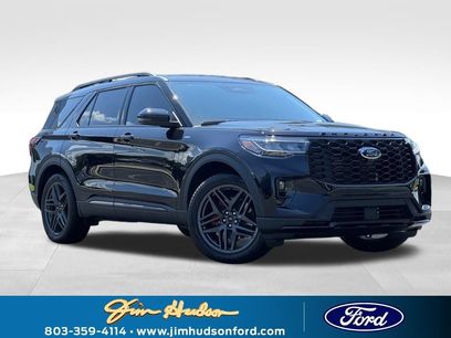 New 2025 Ford Explorer ST-Line w/ Premium Package