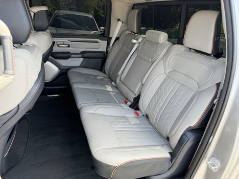 Used 2025 RAM 1500 Tungsten AWD/4WD image 37