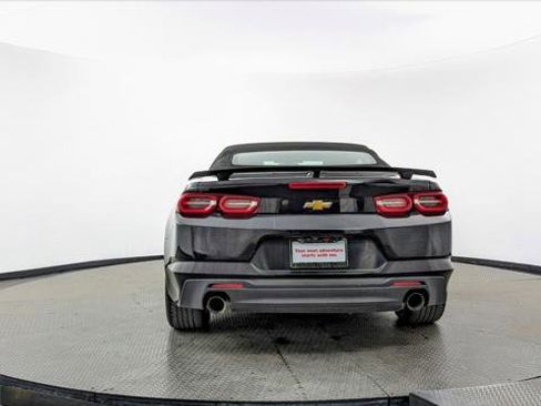 Used 2020 Chevrolet Camaro LT image 32