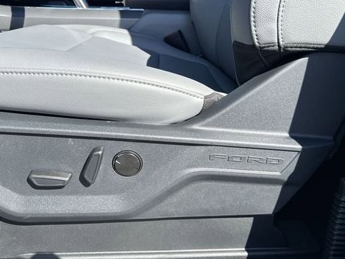 New 2025 Ford F150 Lightning Flash AWD/4WD image 13