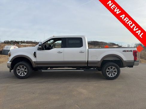 Used 2019 Ford F250 Lariat w/ Chrome Package image 6