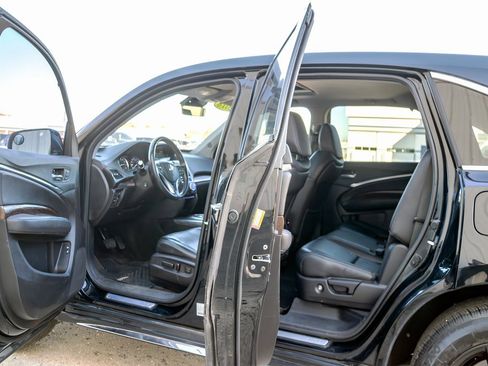 Used 2018 Acura MDX SH-AWD image 9