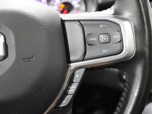 Used 2022 RAM 1500 Laramie AWD/4WD image 13