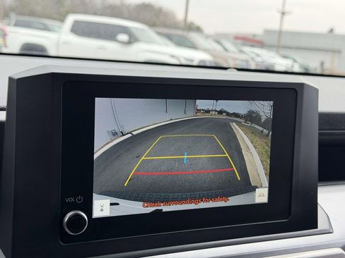 Used 2025 Toyota 4Runner SR5 image 4