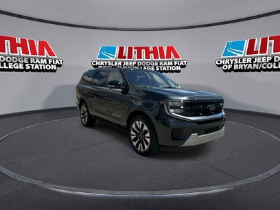 Used 2025 Ford Expedition Platinum w/ Driver's Package