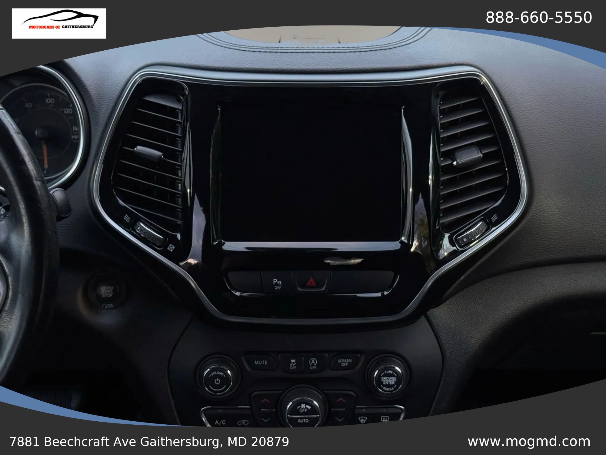 Used 2019 Jeep Cherokee Limited FWD image 36