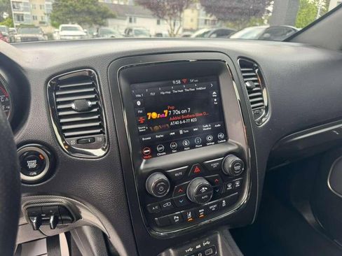 Used 2020 Dodge Durango R/T w/ Technology Group AWD/4WD image 13