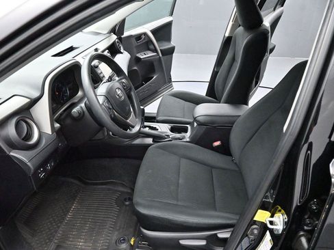 Used 2018 Toyota RAV4 LE w/ All Weather Liner Package AWD/4WD image 11