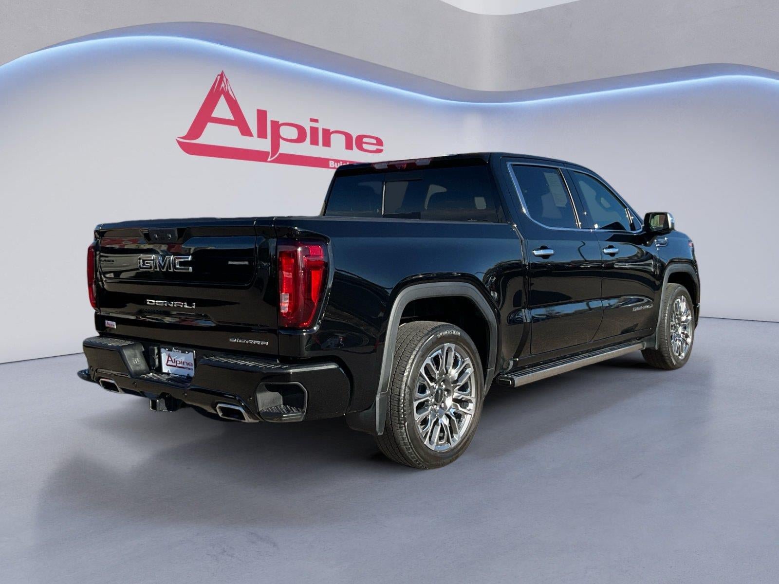 Used 2024 GMC Sierra 1500 Denali Ultimate AWD/4WD image 5