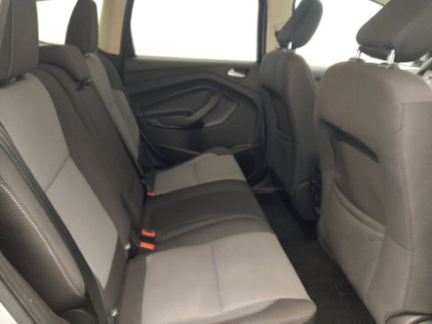 Used 2018 Ford Escape SE FWD image 19