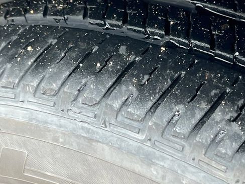 Used 2023 Jeep Grand Cherokee Altitude image 8