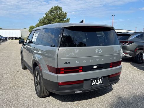New 2026 Hyundai Santa Fe SE FWD image 4