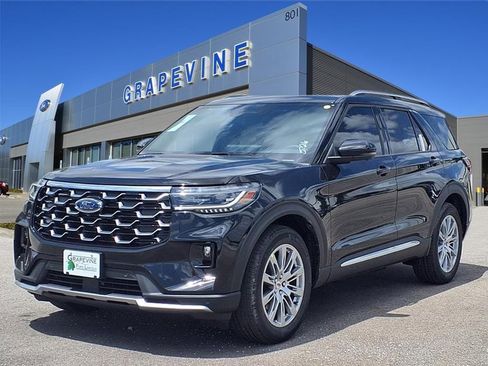 New 2026 Ford Explorer Platinum RWD image 8