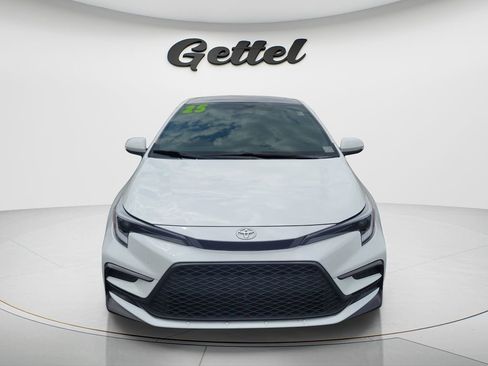 Used 2025 Toyota Corolla XSE FWD image 2