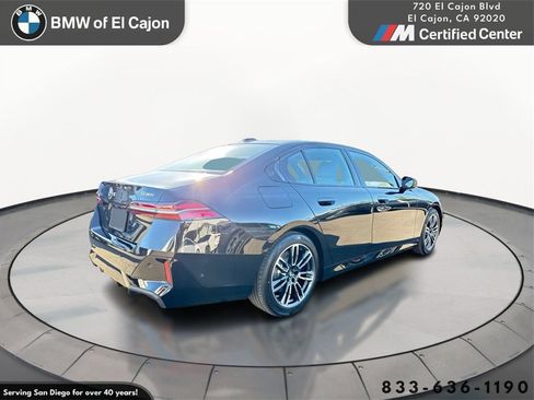 New 2026 BMW 530i xDrive w/ M Sport Package image 5