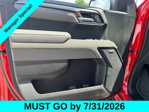 Used 2025 Chevrolet Silverado 1500 ZR2 AWD/4WD image 11