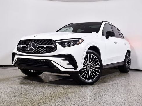 New 2026 Mercedes-Benz GLC 300 image 2