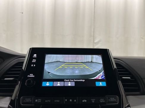 Used 2023 Honda Odyssey Sport image 17