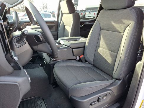 New 2026 GMC Sierra 1500 Elevation image 6