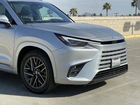 Used 2024 Lexus TX 350 FWD image 3