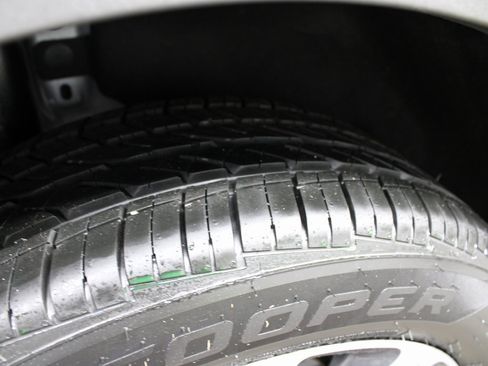 Used 2022 Lincoln Corsair Reserve w/ Elements Package image 32