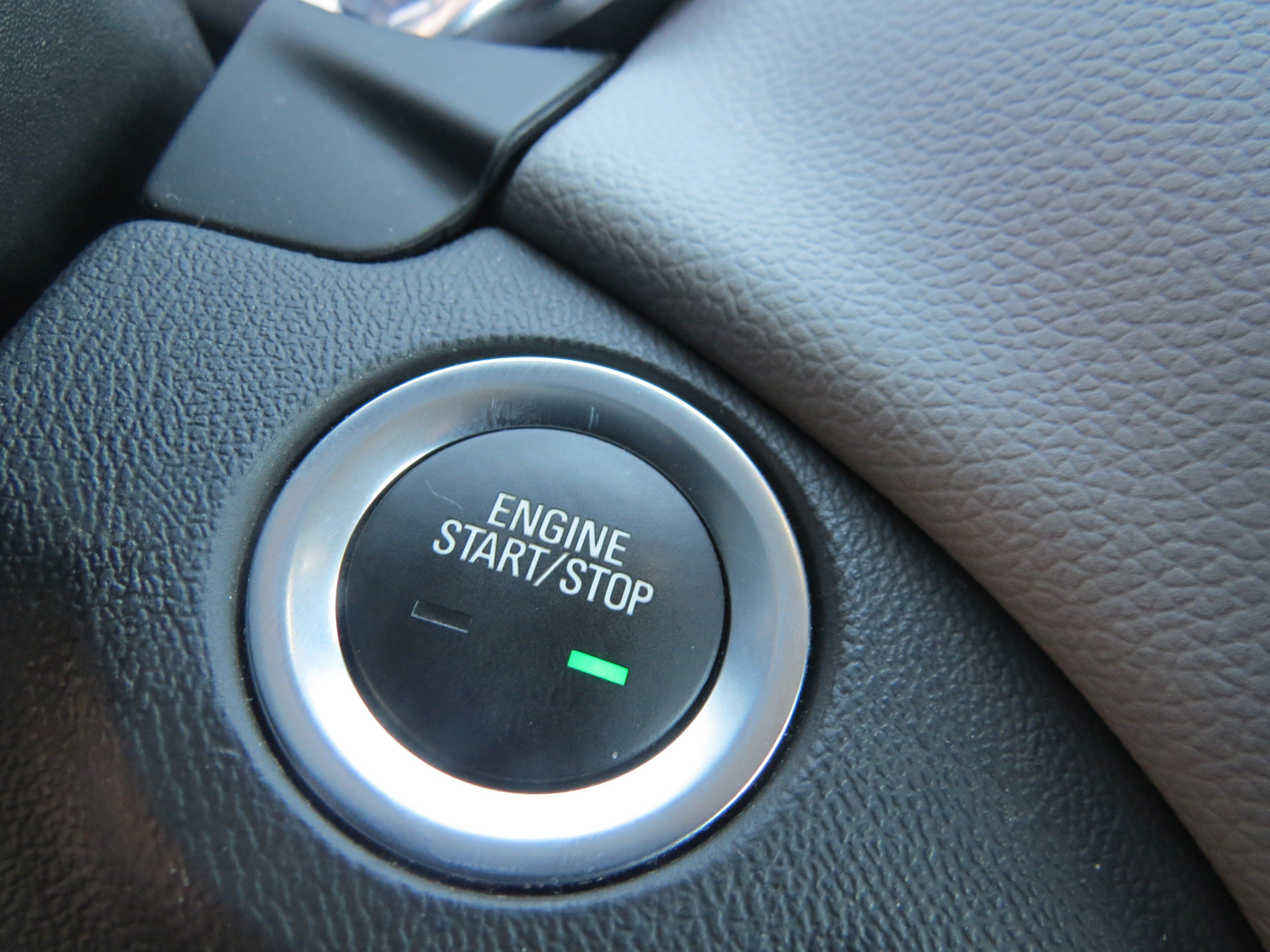 Used 2022 Chevrolet Equinox LT FWD image 24