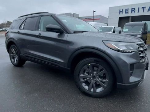 New 2026 Ford Explorer Active AWD/4WD image 8