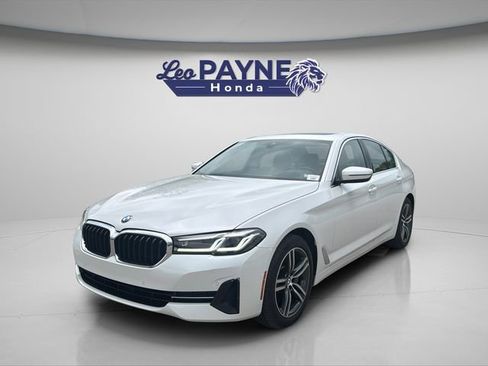 Used 2023 BMW 530i xDrive AWD/4WD image 3