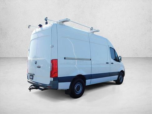 Used 2022 Mercedes-Benz Sprinter 2500 image 7