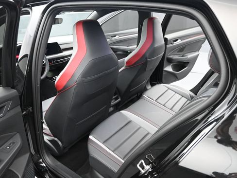 Used 2024 Volkswagen GTI SE FWD image 25