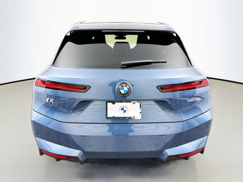 New 2026 BMW iX xDrive60 image 6