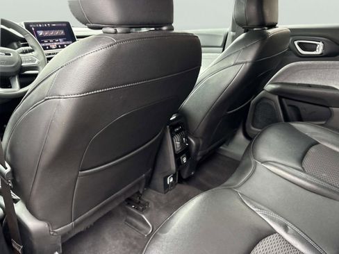 Used 2024 Jeep Compass Latitude w/ Altitude Special Edition image 15