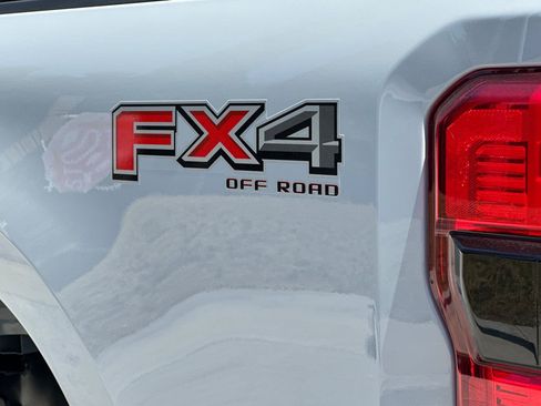 New 2026 Ford F250 4x4 Crew Cab Super Duty image 26