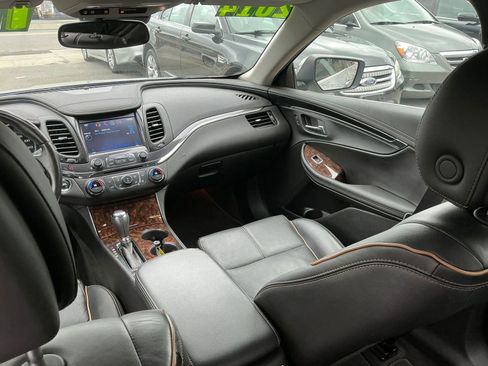 Used 2014 Chevrolet Impala LTZ FWD image 17