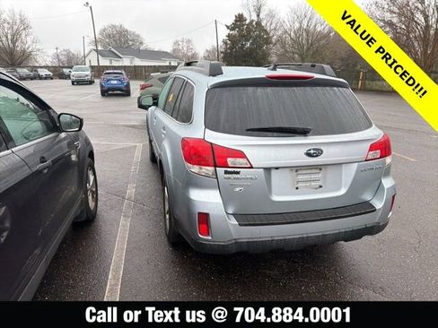 Used 2014 Subaru Outback 2.5i Limited w/ Moonroof Package image 7