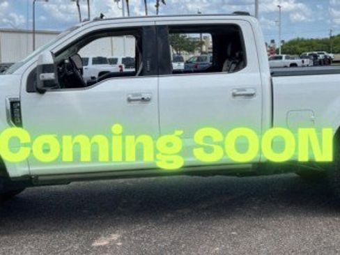 Used 2020 Ford F250 Limited w/ FX4 Off-Road Package AWD/4WD image 9