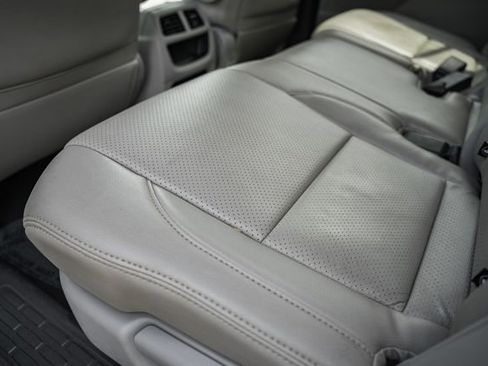 Used 2017 Honda Pilot LX image 31