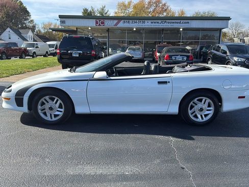 Used 1995 Chevrolet Camaro LT image 8