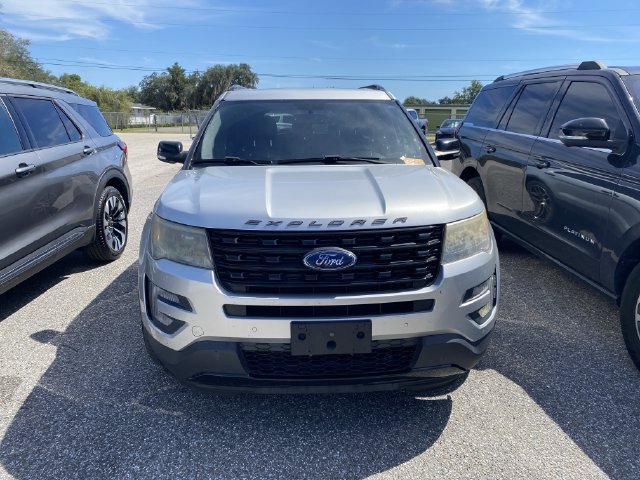Used 2017 Ford Explorer Sport AWD/4WD image 2