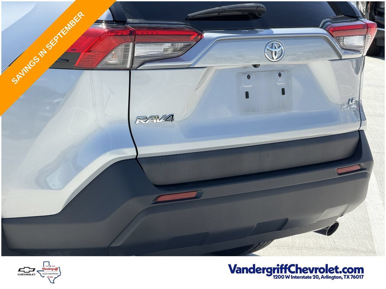 Used 2024 Toyota RAV4 LE FWD image 6