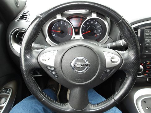 Used 2013 Nissan Juke SL w/ Chrome Pkg image 15