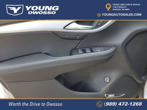 Used 2025 Buick Envision Avenir AWD/4WD image 23