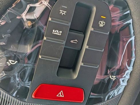 Used 2025 Kia K4 GT-Line w/ GT-Line Premium Package FWD image 22